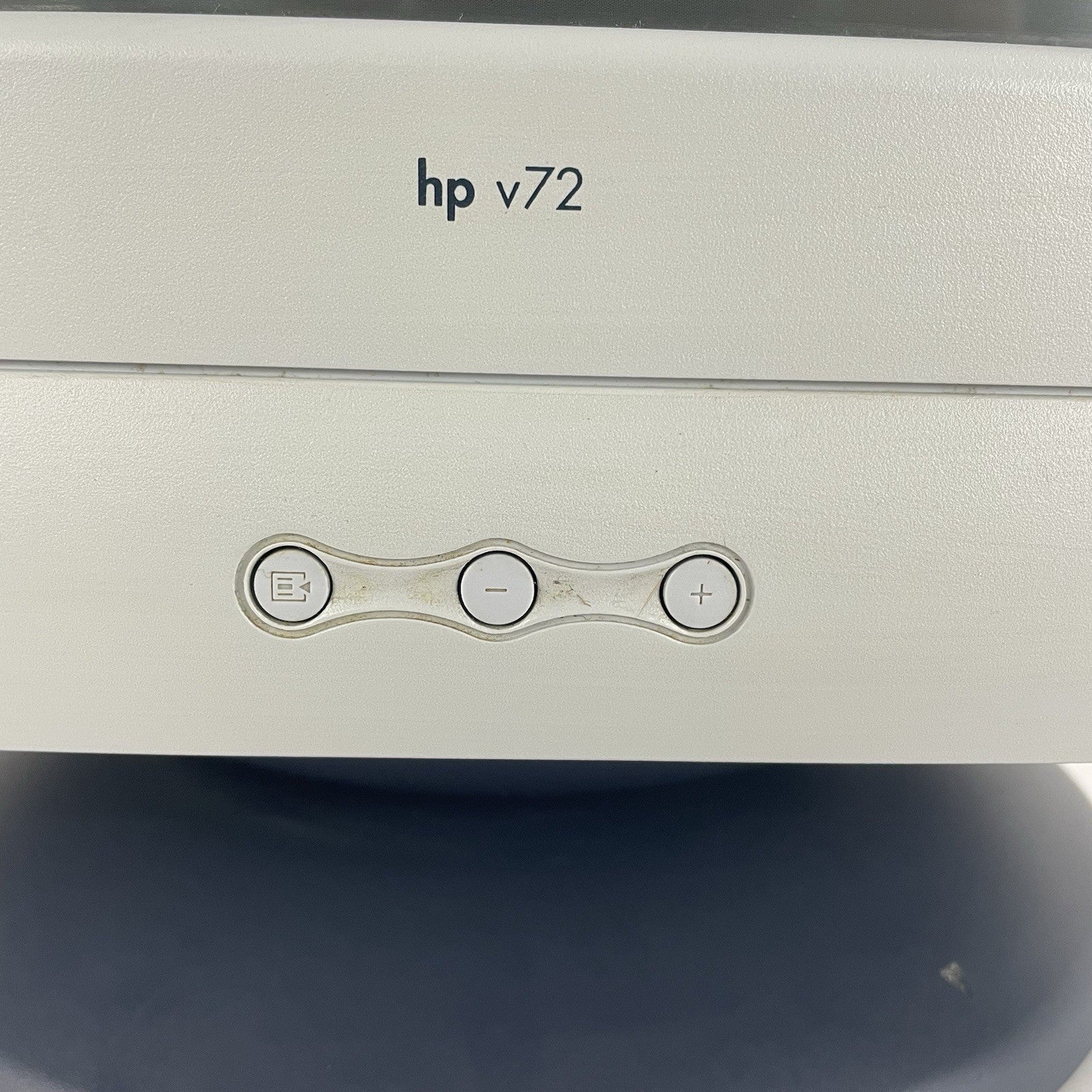 HP V72 P5303D PE1162U 16" CRT Monitor Tested Working2
