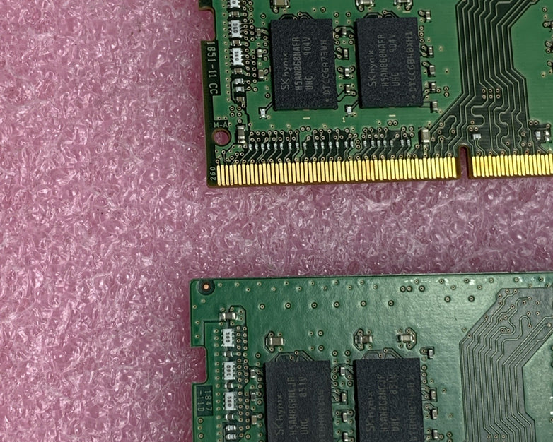 SK Hynix 8GB DDR4 PC4-2400T Laptop RAM HMA81GSAFR8N-UH - Lot of 2 - Tested