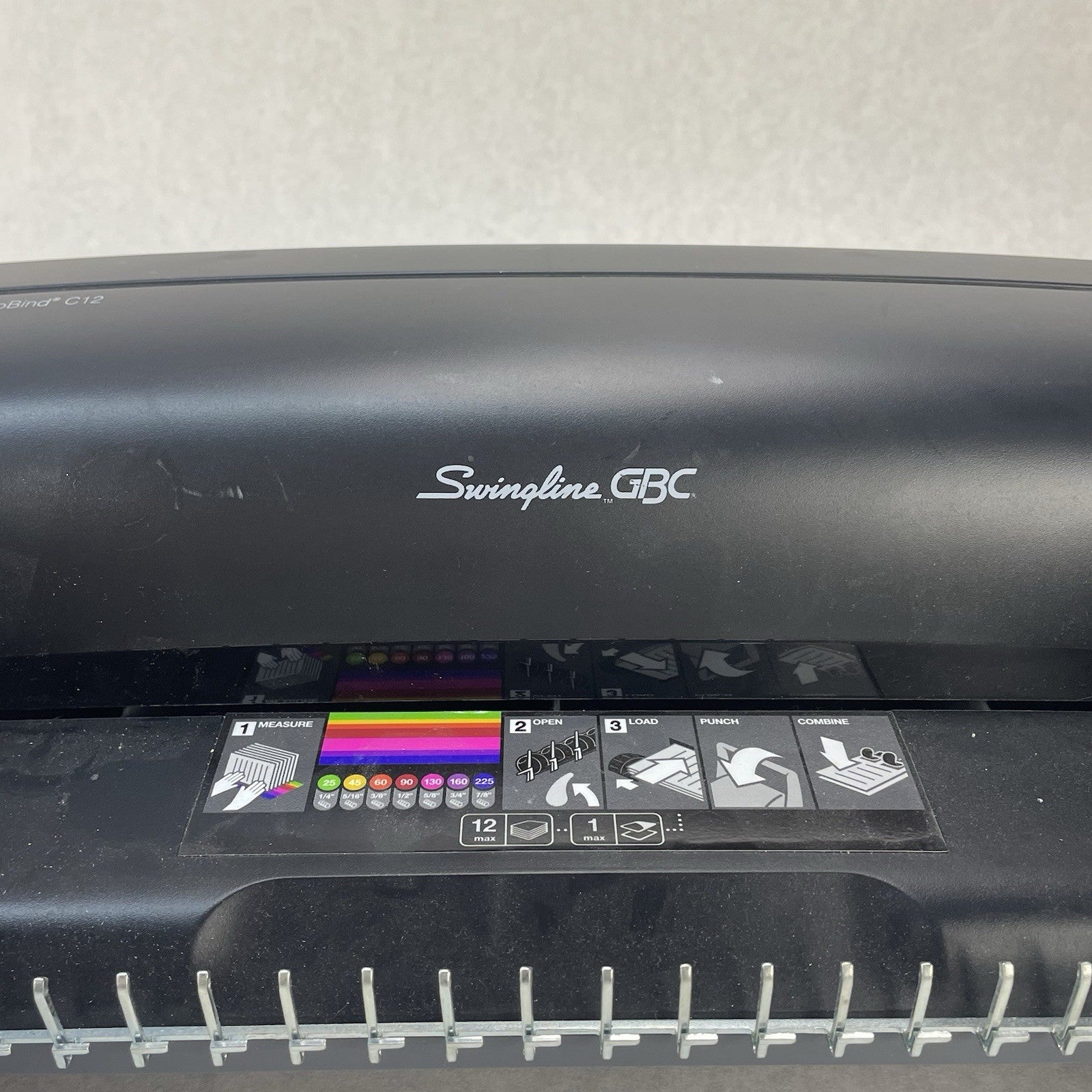 Swingline GBC CombBind C12 Manual Binding Machine2