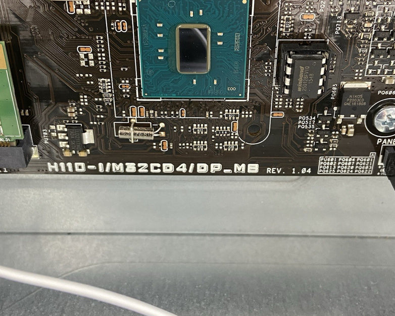 ASUS M32CD-AS51 MT Intel Core i5-6400 2.7GHz 8GB RAM No HDD No OS