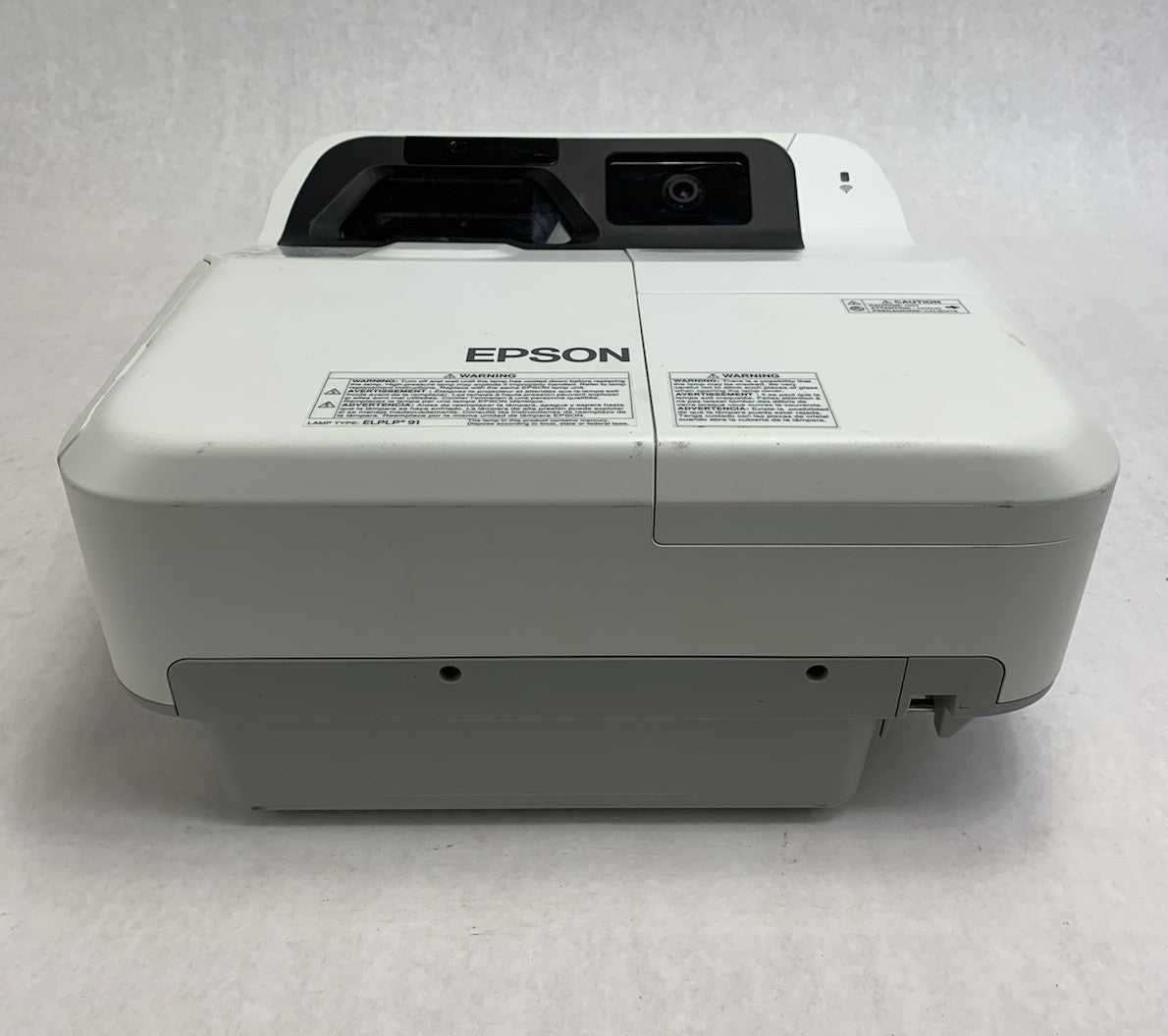 Epson PowerLite 695Wi H740A LCD Lamp Projector 5578 Lamp Hours - Dim No Remote1