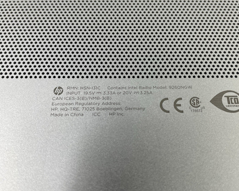 HP mt45 14" Ryzen 3 Pro 3300U 2.10 GHz 8 GB RAM No SSD/OS/AC - Tilted Key