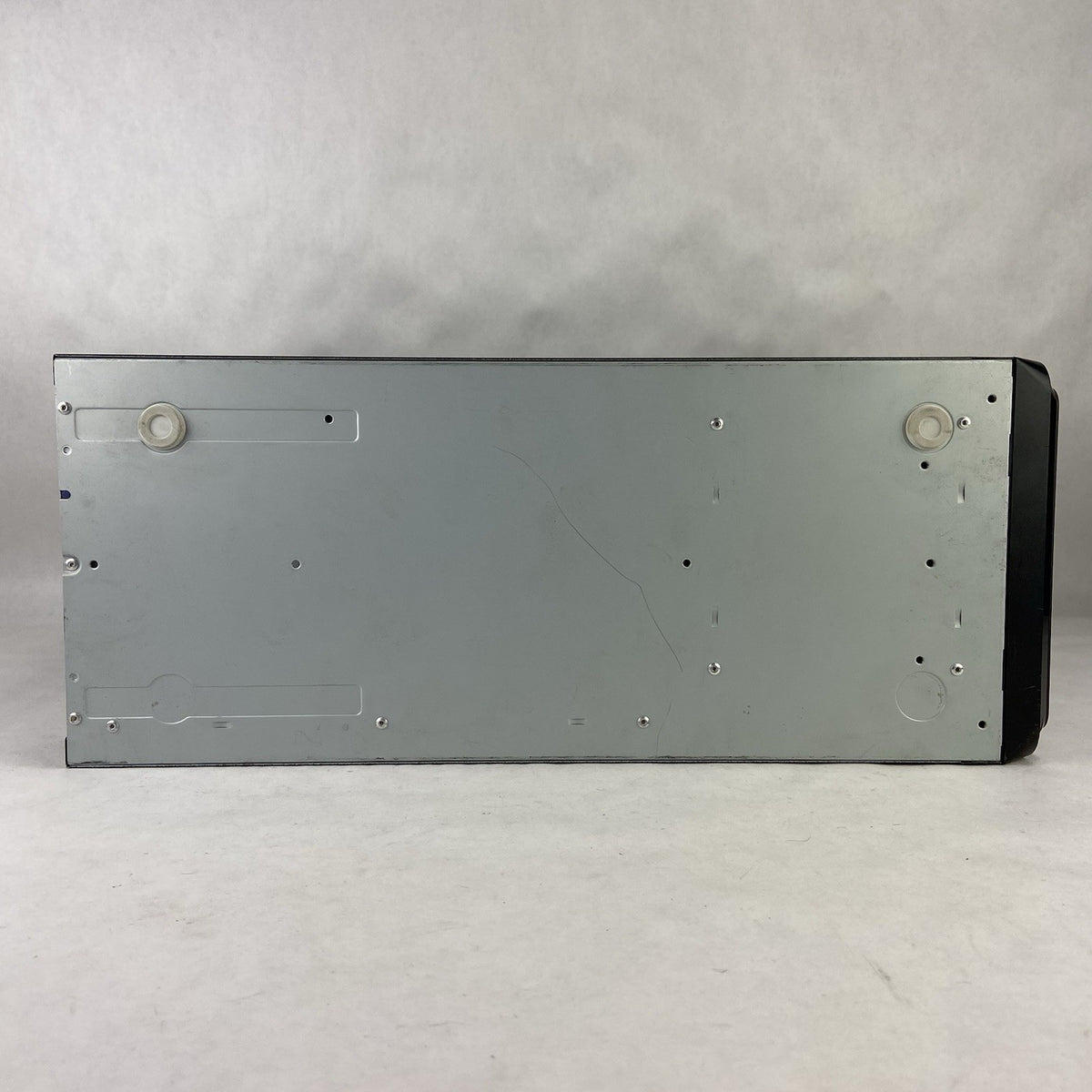 InWin IW-PE689 Mid Tower Comouter Case Bare Bones No PSU6