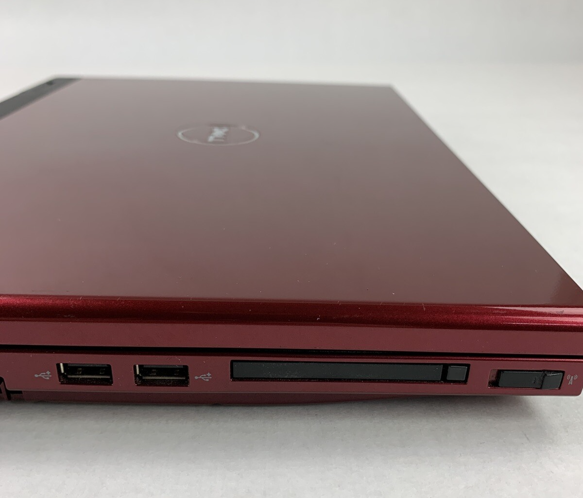 Dell Vostro 1520 Core 2 Duo T6570 2.10 GHz 3 GB Ram No OS No HDD No Batt No AC