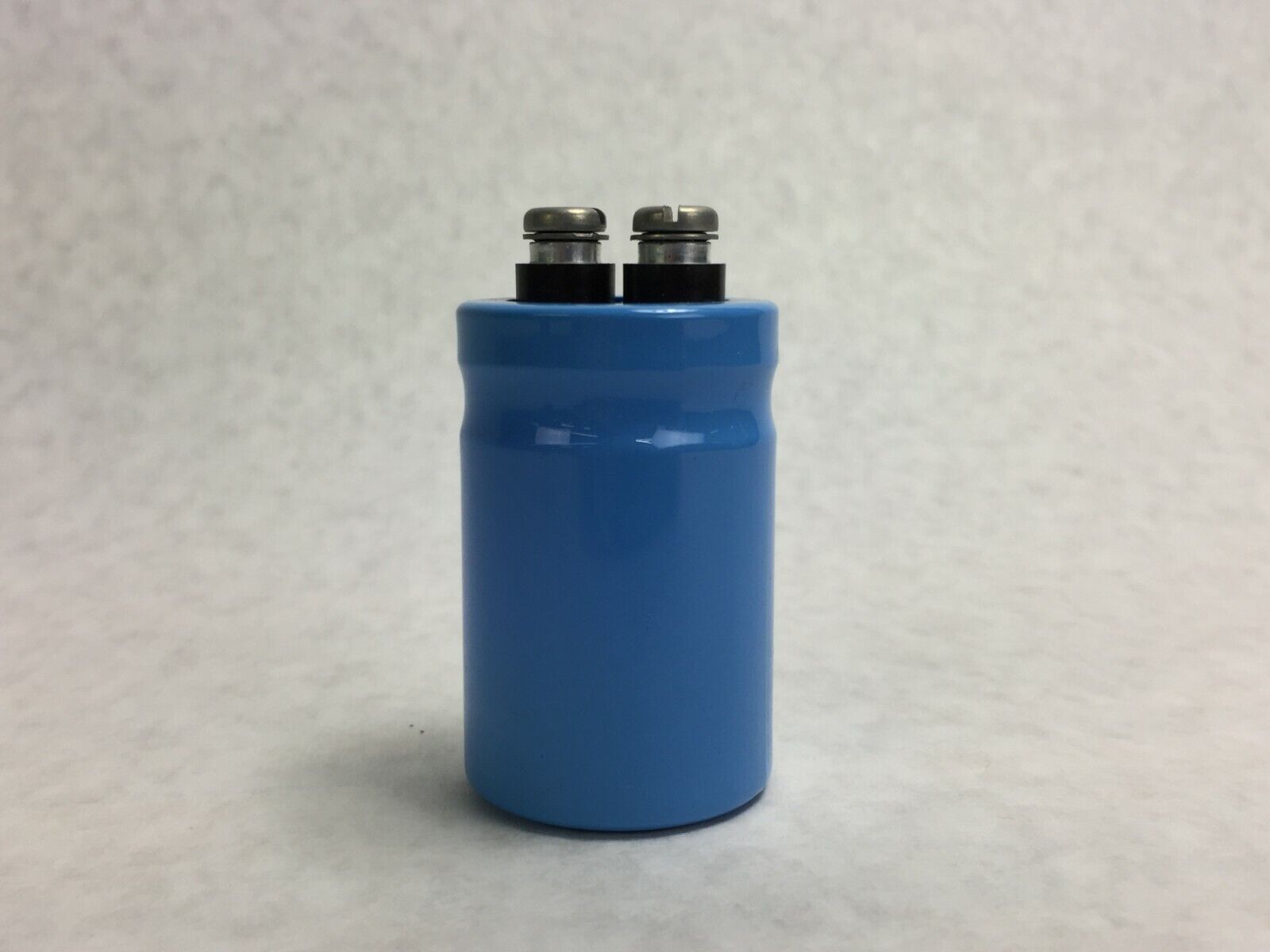 Mallory 8900MFD 16VDC Capacitor CGS892U016R2C 677-9049