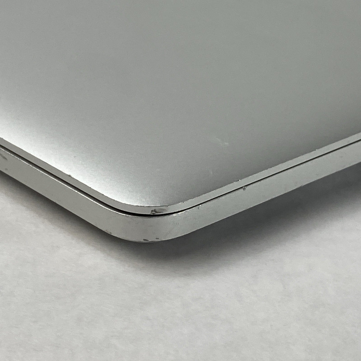 Apple MacBook Pro A1502 2015 Retina 13" i5 8GB RAM 250GB SSD - Service Battery14