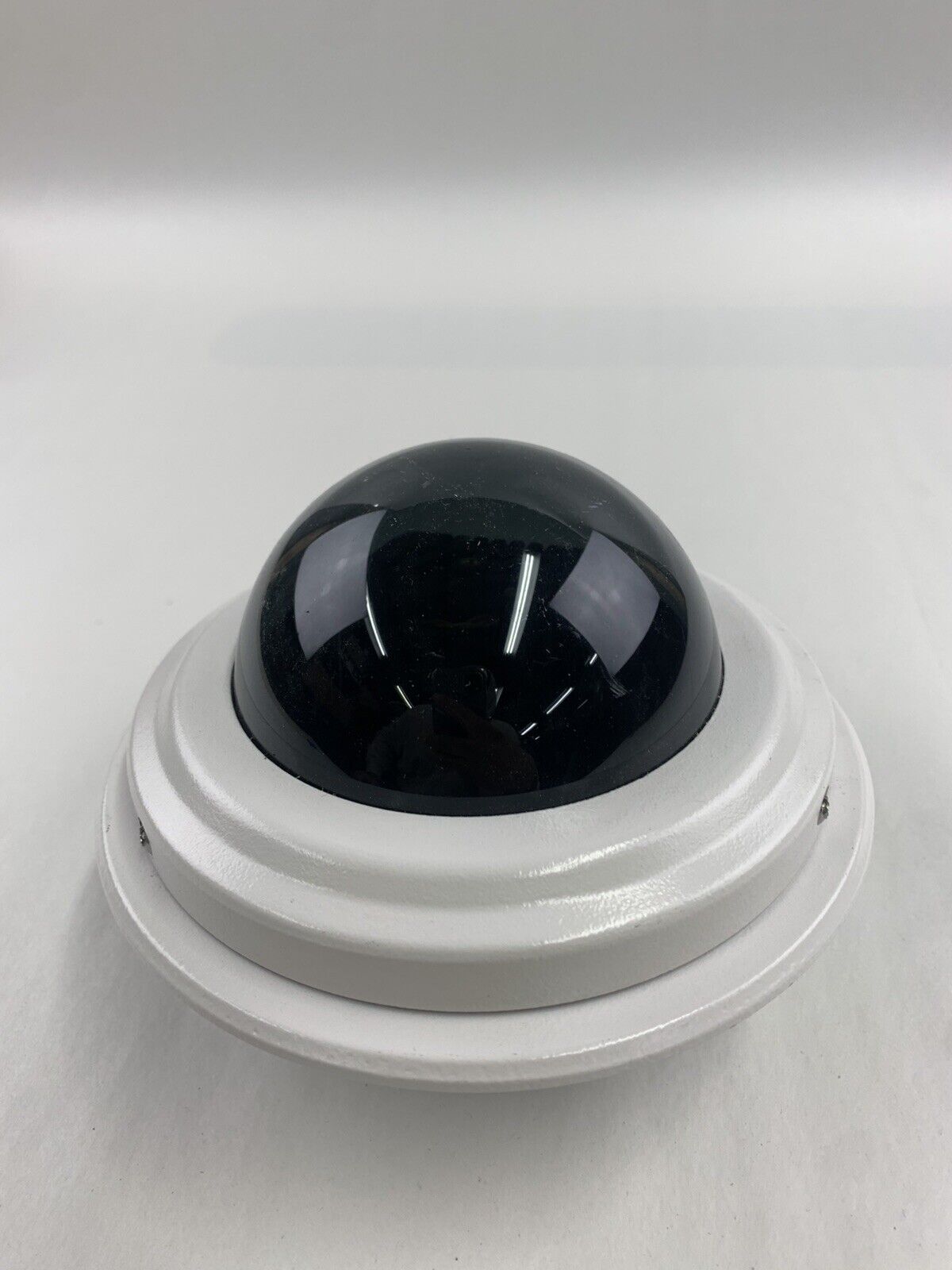 Pelco ICS150-CDV39A Security Camera MFXX-4250-350 For Parts or Repair