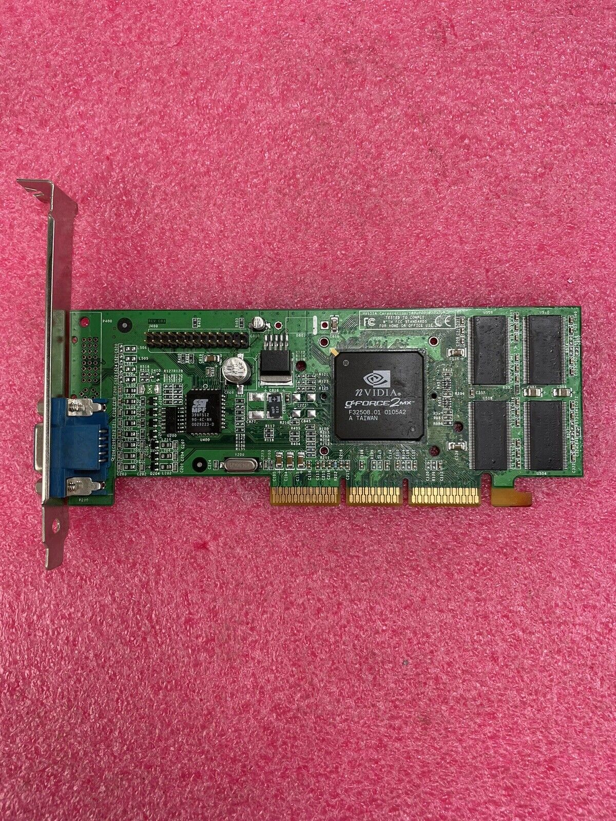 Nvidia GeForce2MX 180-P0039-0100-C Dell 15UMJ AGP Graphics Card