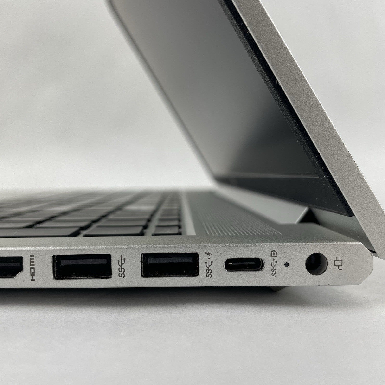 HP ProBook 450 G8 15.6" i5-1135G7 2.40 GHz 8 GB RAM No SSD/OS/AC - READ8
