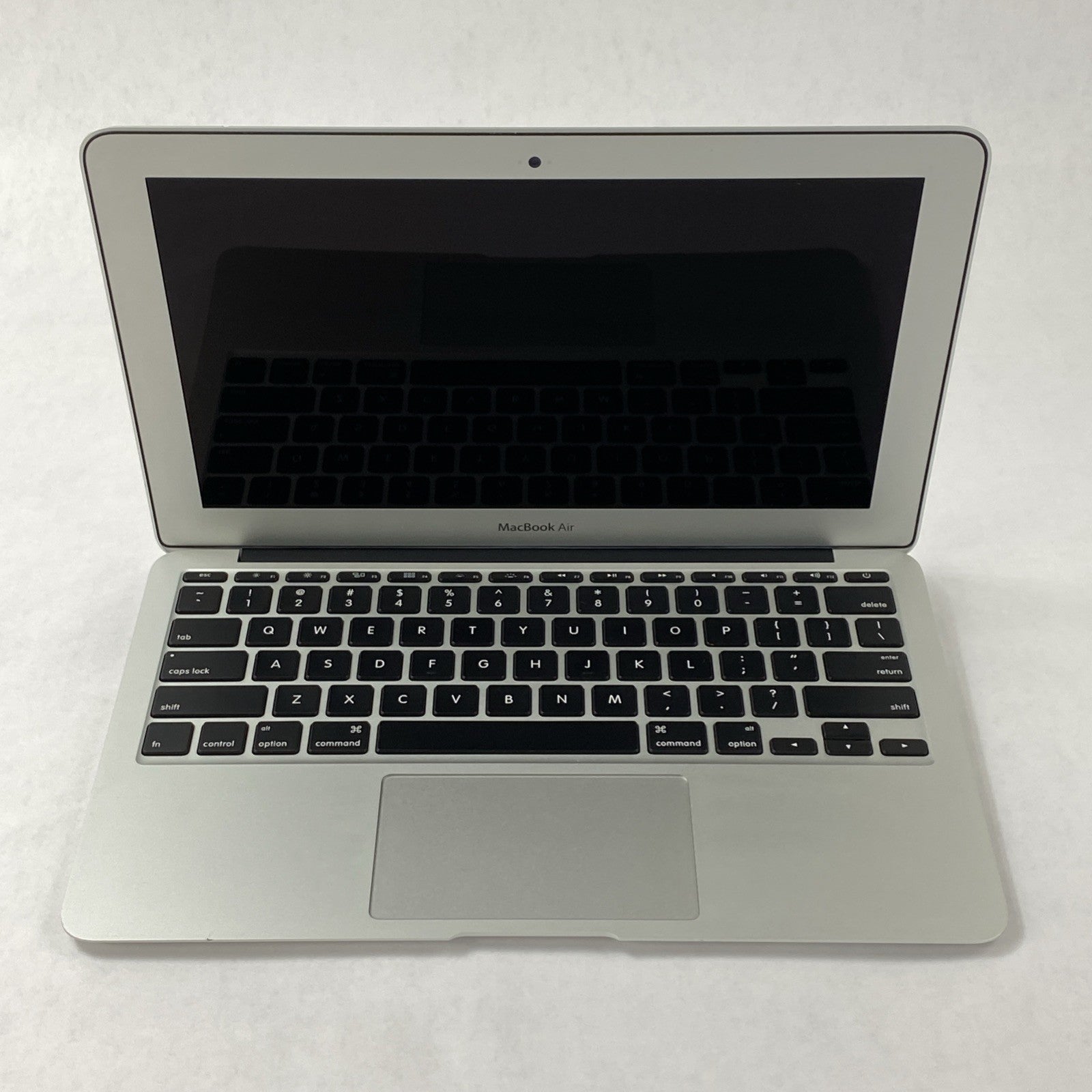 Apple MacBook Air A1465 2014 11" 1.4GHz i5 4GB RAM 120GB SSD os11.7.11 14 Cycles5