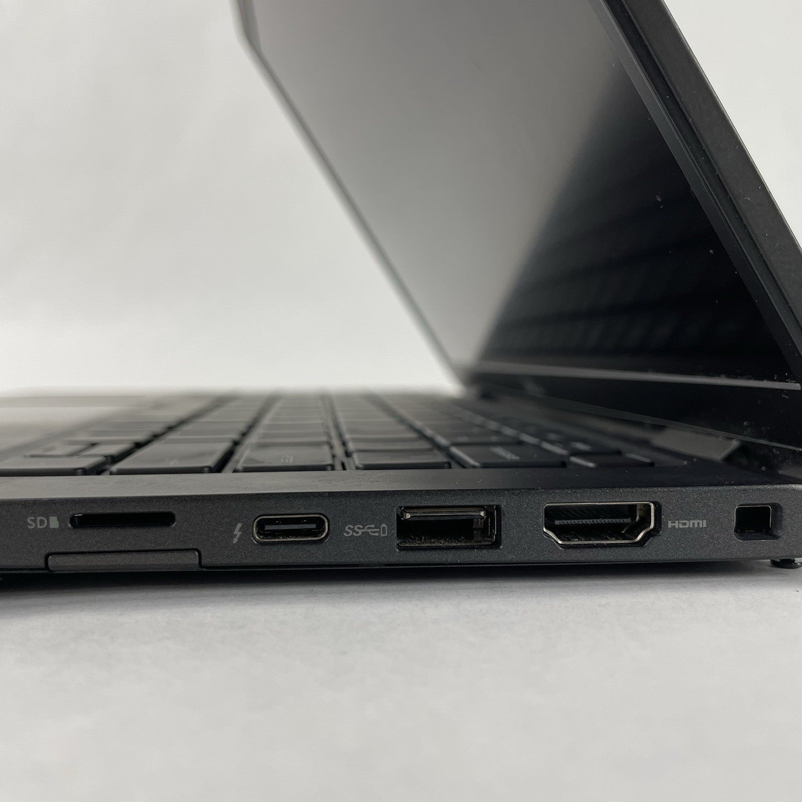 Dell Latitude 7320 13.3" i7-1185G7 3.00 GHz 32 GB RAM No SSD No OS No AC7