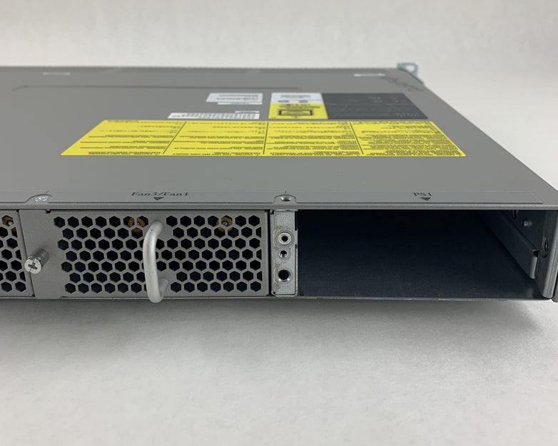 Cisco DS-C9148S-K9 MDS 9148S 16G Multilayer Fabric Switch Tested 1x Power Supply