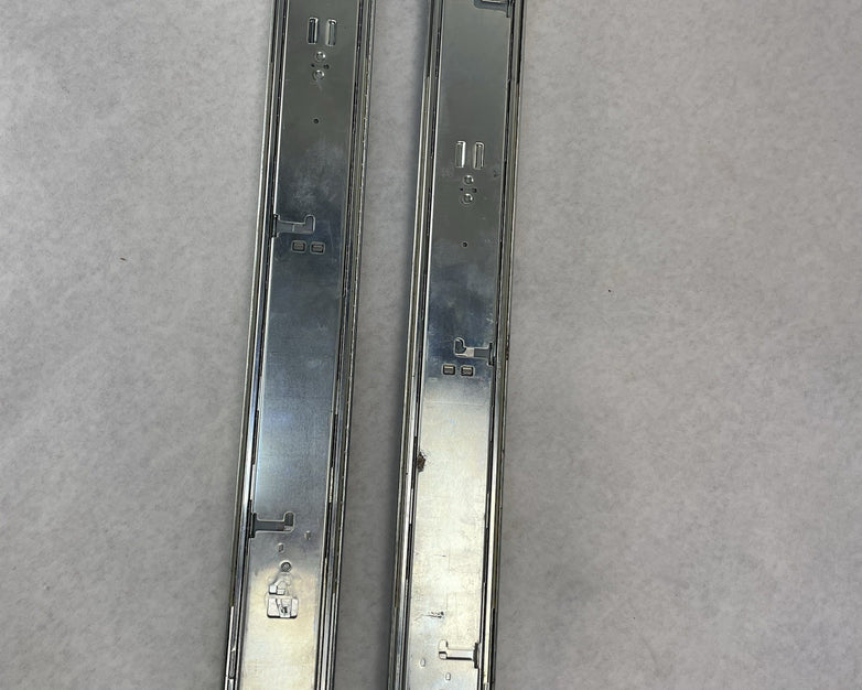 Dell Server Sliding Rail 00TKYT 024V27 L & R