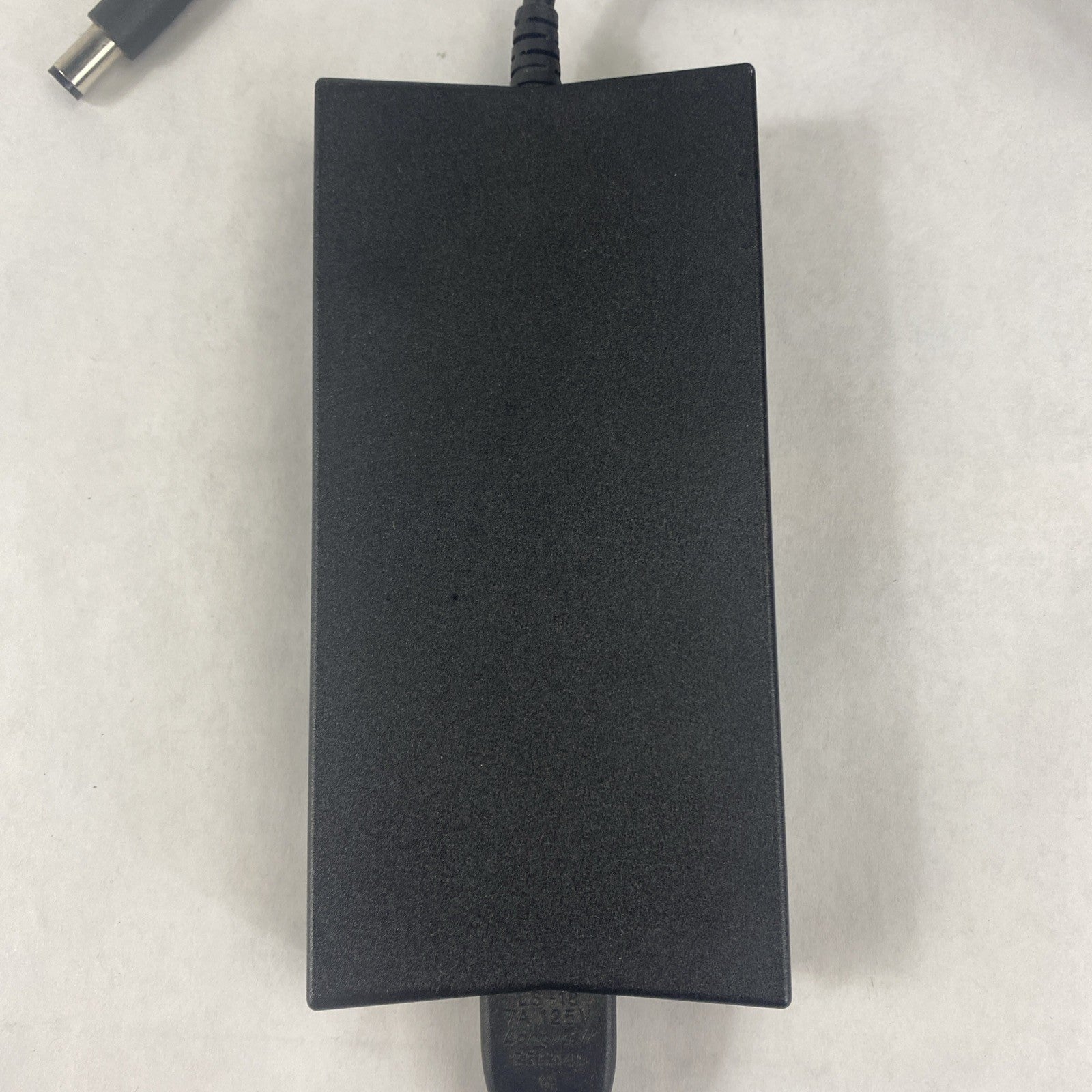 Dell LA130PM121 AC Adapter 130W Mix Lot W/ HA130PM160 & DA130PE1-00 Lot of 32