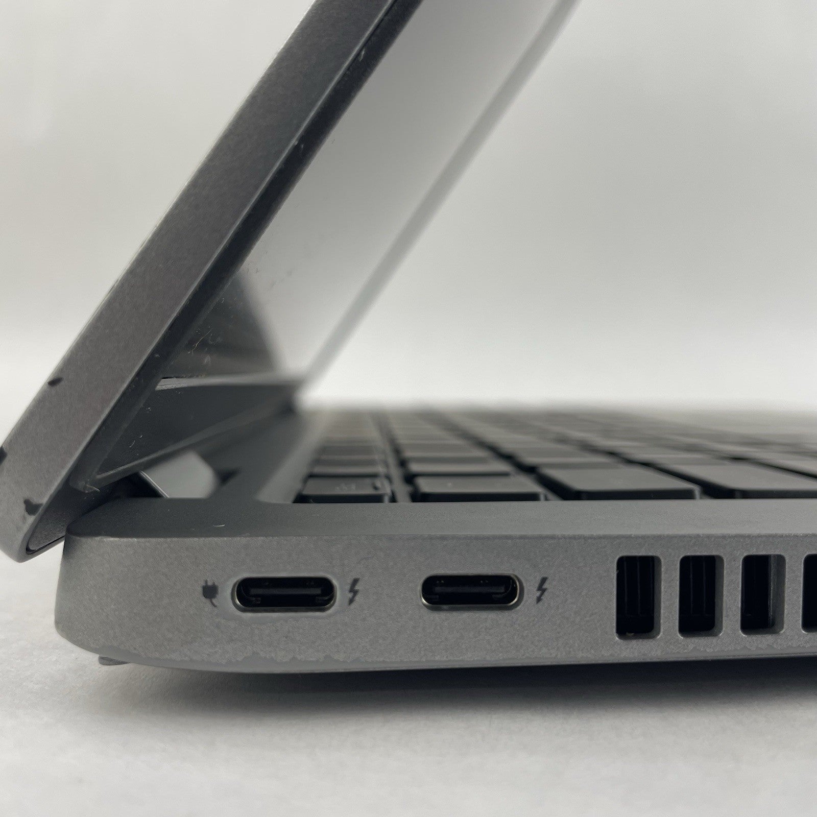 Dell Latitude 5420 14" i7-1165G7 2.80 GHz 8 GB RAM No SSD/OS/AC/Battery - READ5
