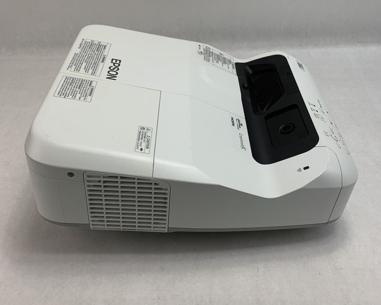 Epson PowerLite 695Wi H740A LCD Lamp Projector 3671 Lamp Hours - No Remote