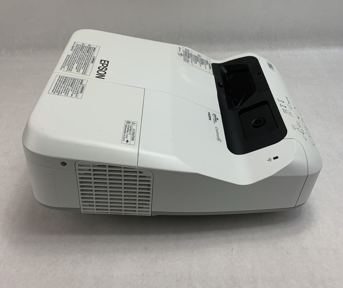 Epson PowerLite 695Wi H740A LCD Lamp Projector 3671 Lamp Hours - No Remote2