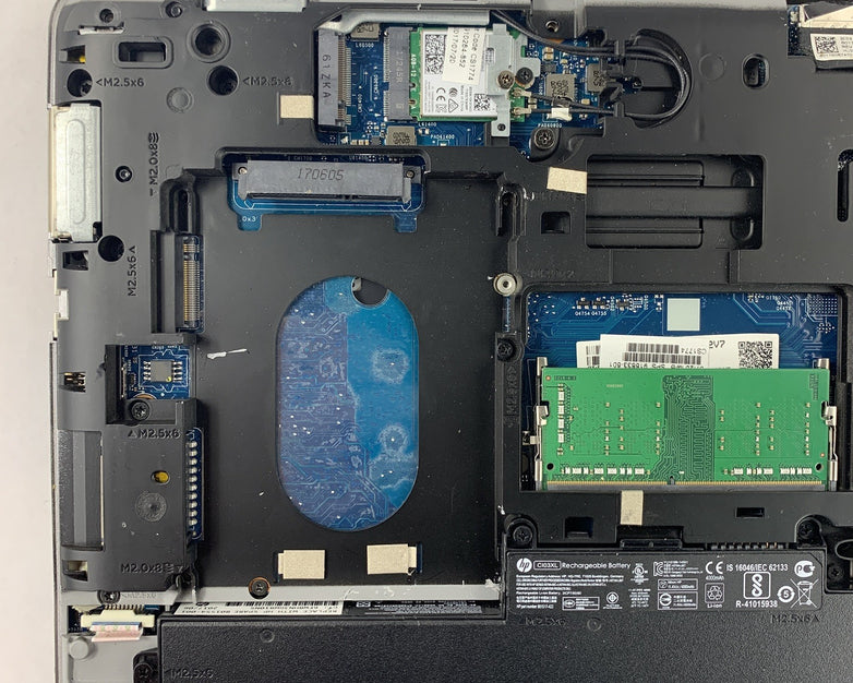 HP Probook 640 G3 14" i5-7200U 2.5 GHz 8 GB Ram No OS No HDD No AC