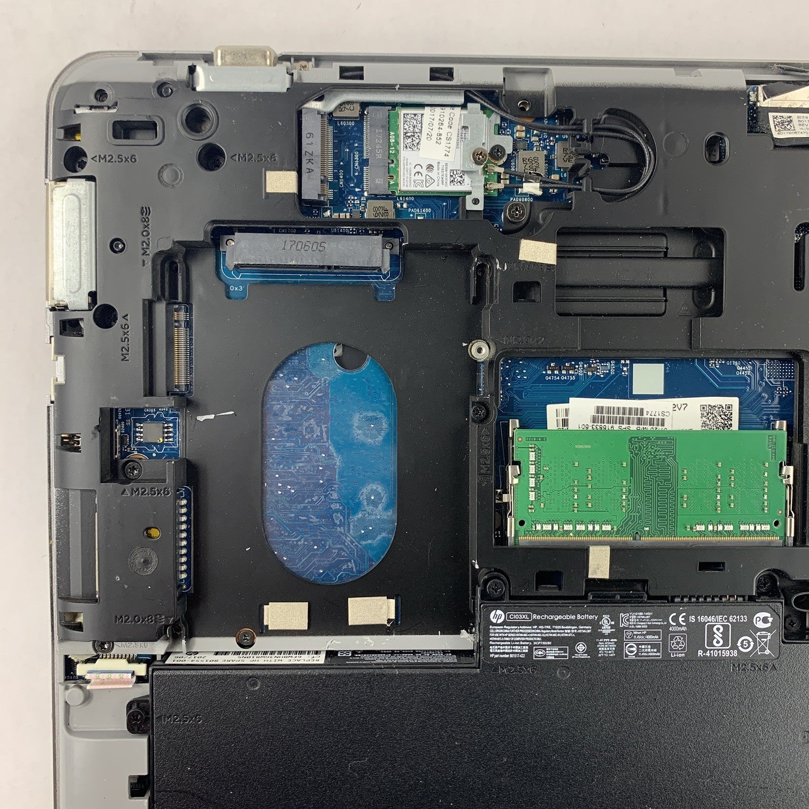 HP Probook 640 G3 14" i5-7200U 2.5 GHz 8 GB Ram No OS No HDD No AC