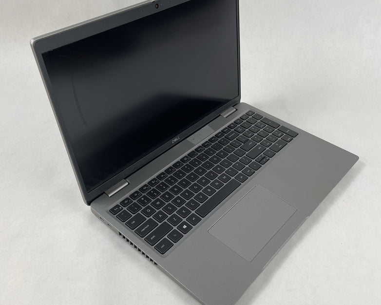 Dell Latitude 5520 15.6" i5-1135G7 2.40GHz 8GB RAM No SSD/OS/AC/Batt - Scratched
