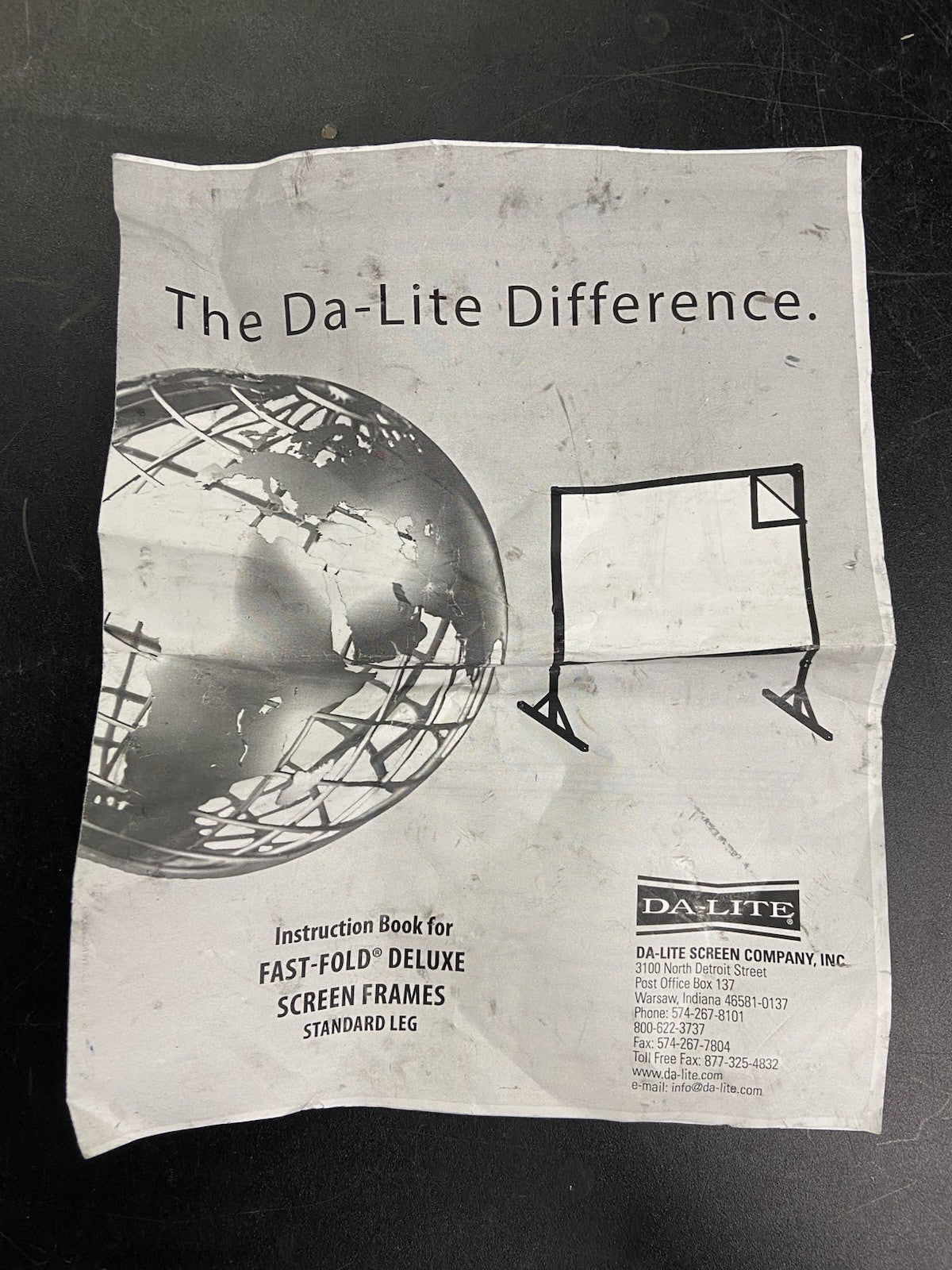 Da-Lite Fast-Fold Deluxe Projection Screen Frame - No Screen - Parts or Repair