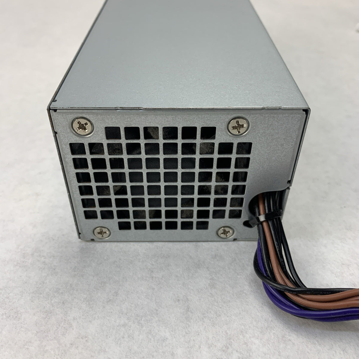 Dell HU300EPS-00 80 Plus Platinum 300W Switching Power Supply 63HW7 - Tested4