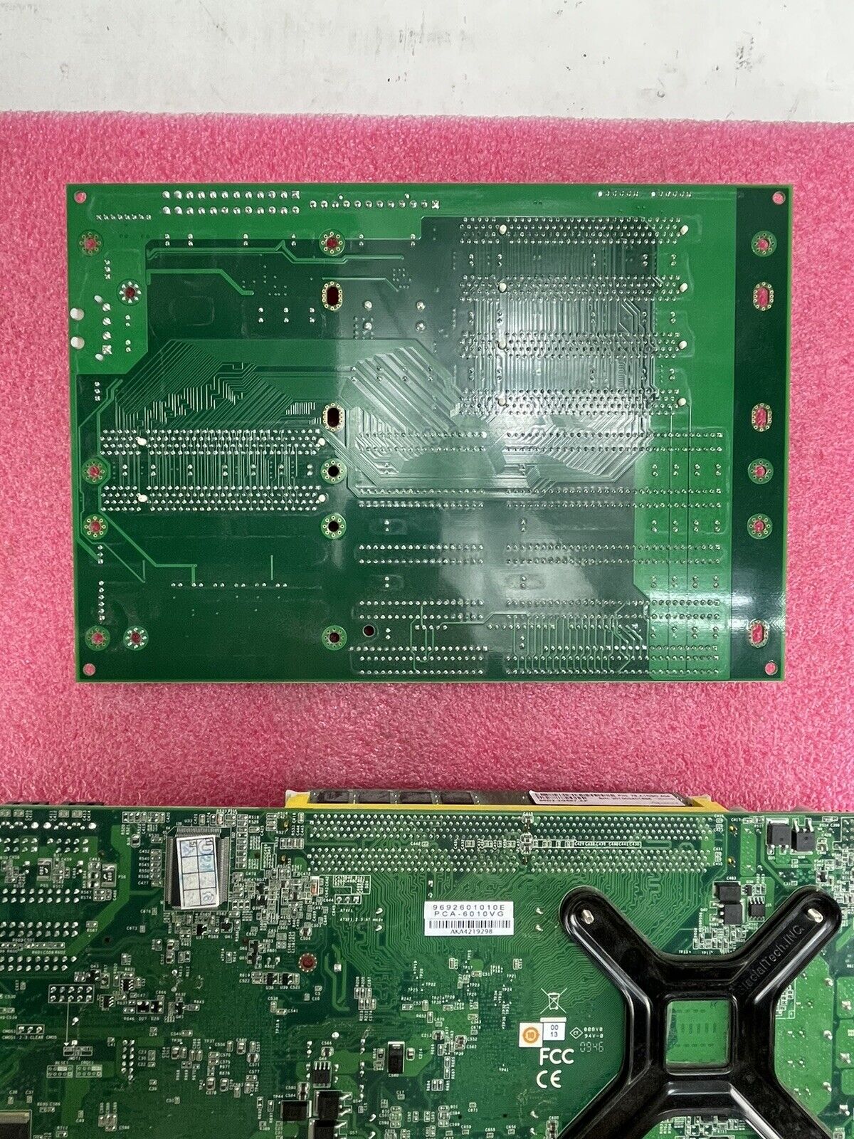 Advantech IPC-6608 BP-100XE Intel Core 2 Duo E7400 2.8GHz 3.25GB RAM