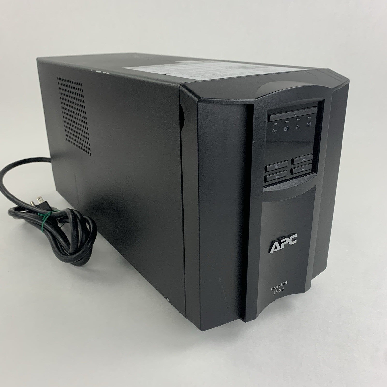 APC SMT1500 1500 120V 8 Outlet Battery Backup Power Supply Tested No Batteries0