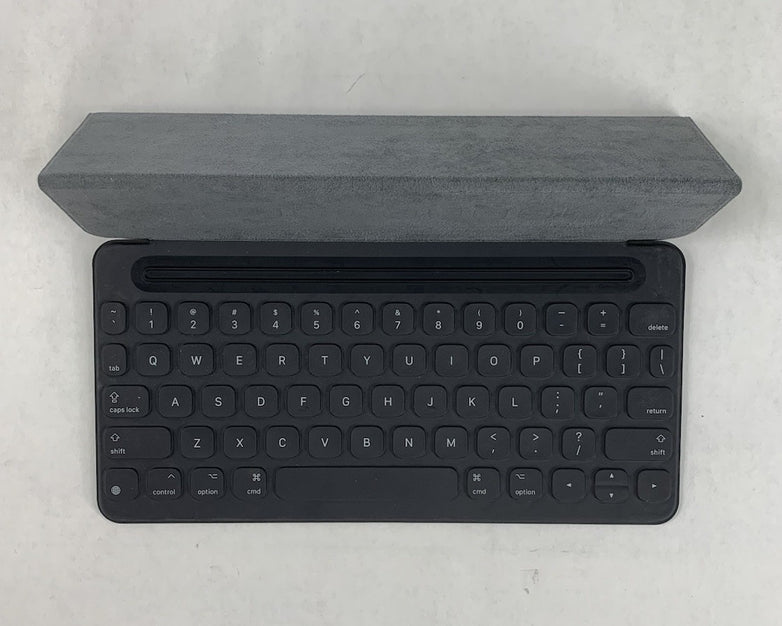 Apple A1772 QWERTY Keyboard Folio For Apple IPad Pro - Untested