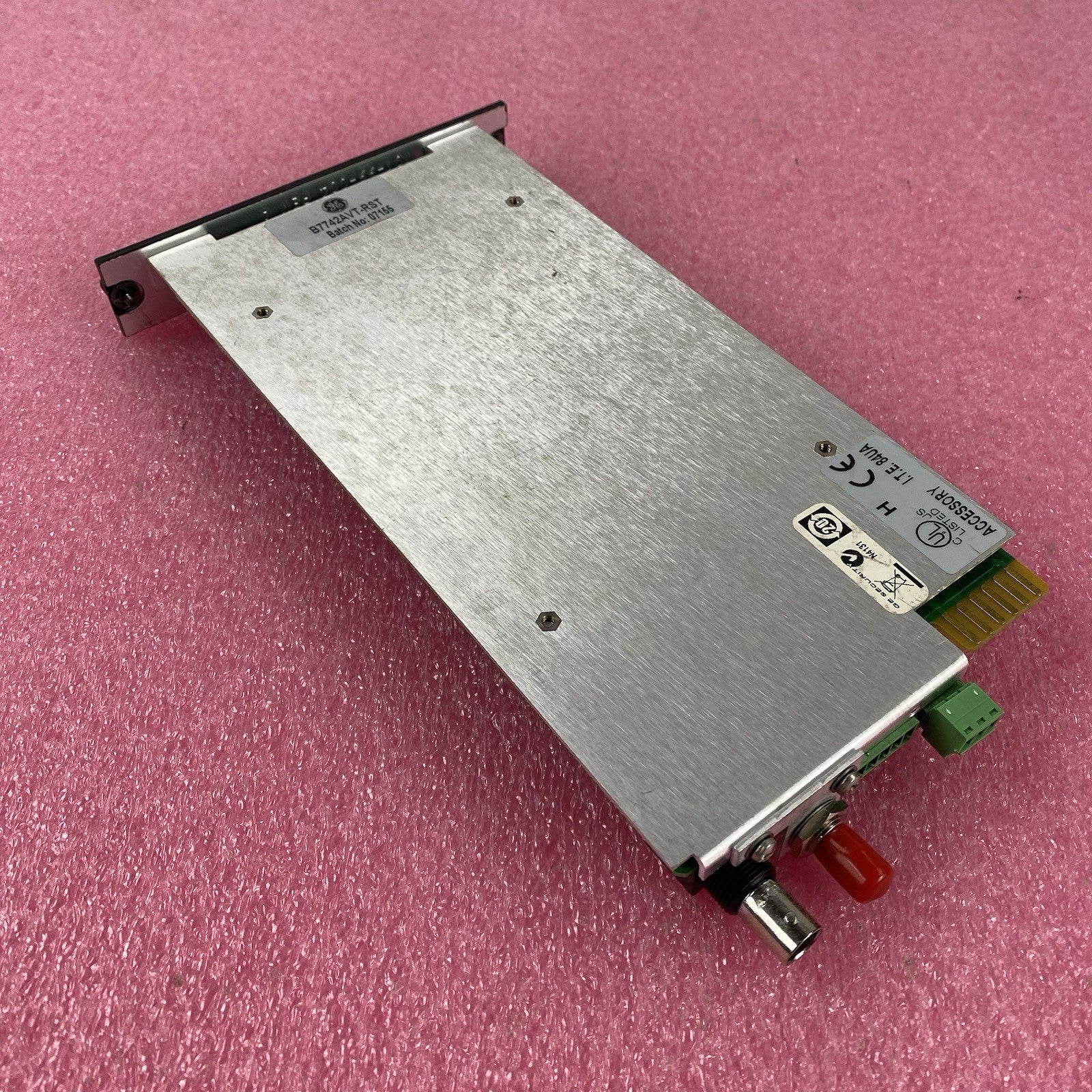 GE Security Fiber Options B7742AVT-RST Digital Audio/Video Transmitter