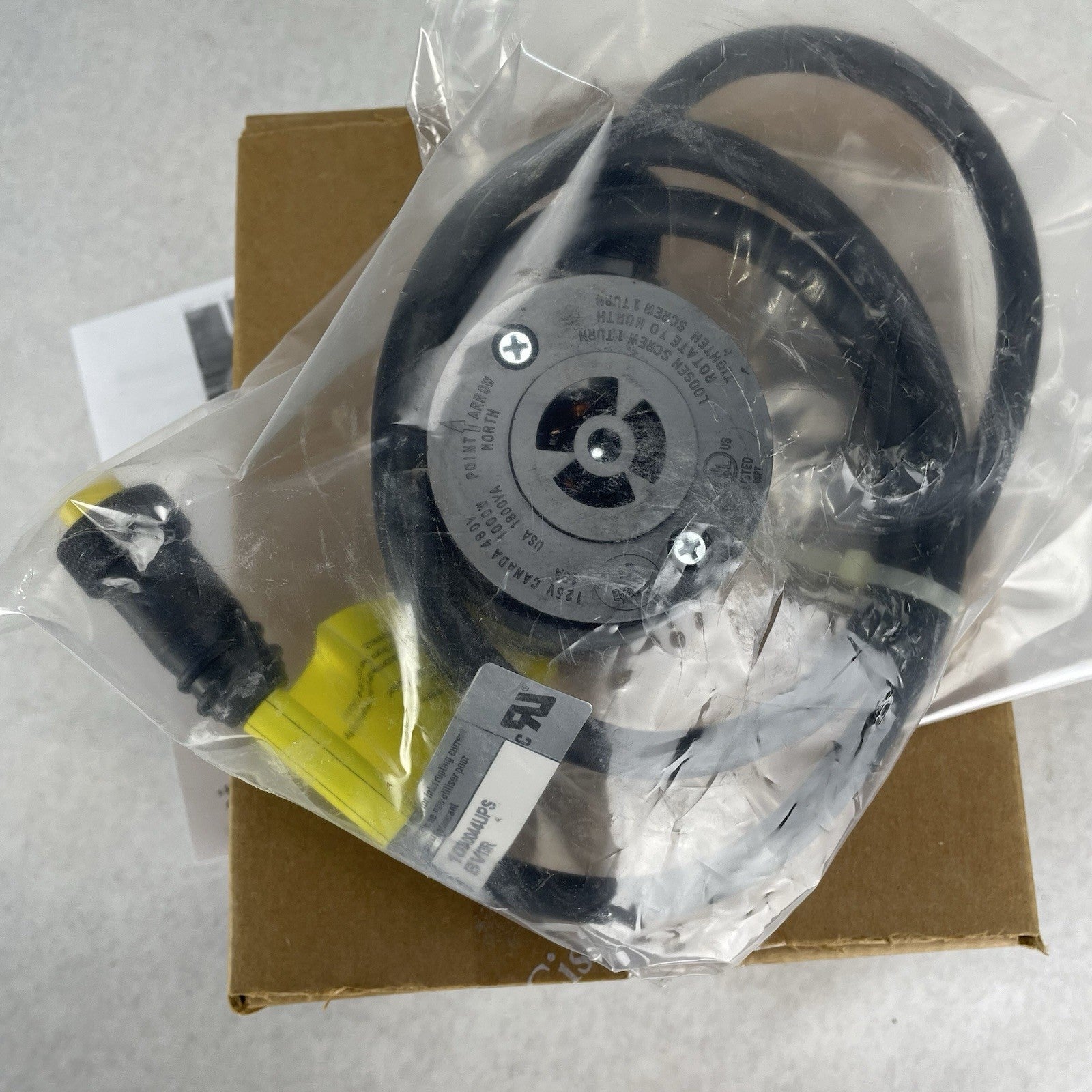 Cisco 1520 Series Street Light Power Tap 4 ft Aironet AIR-PWR-ST-LT-R3P