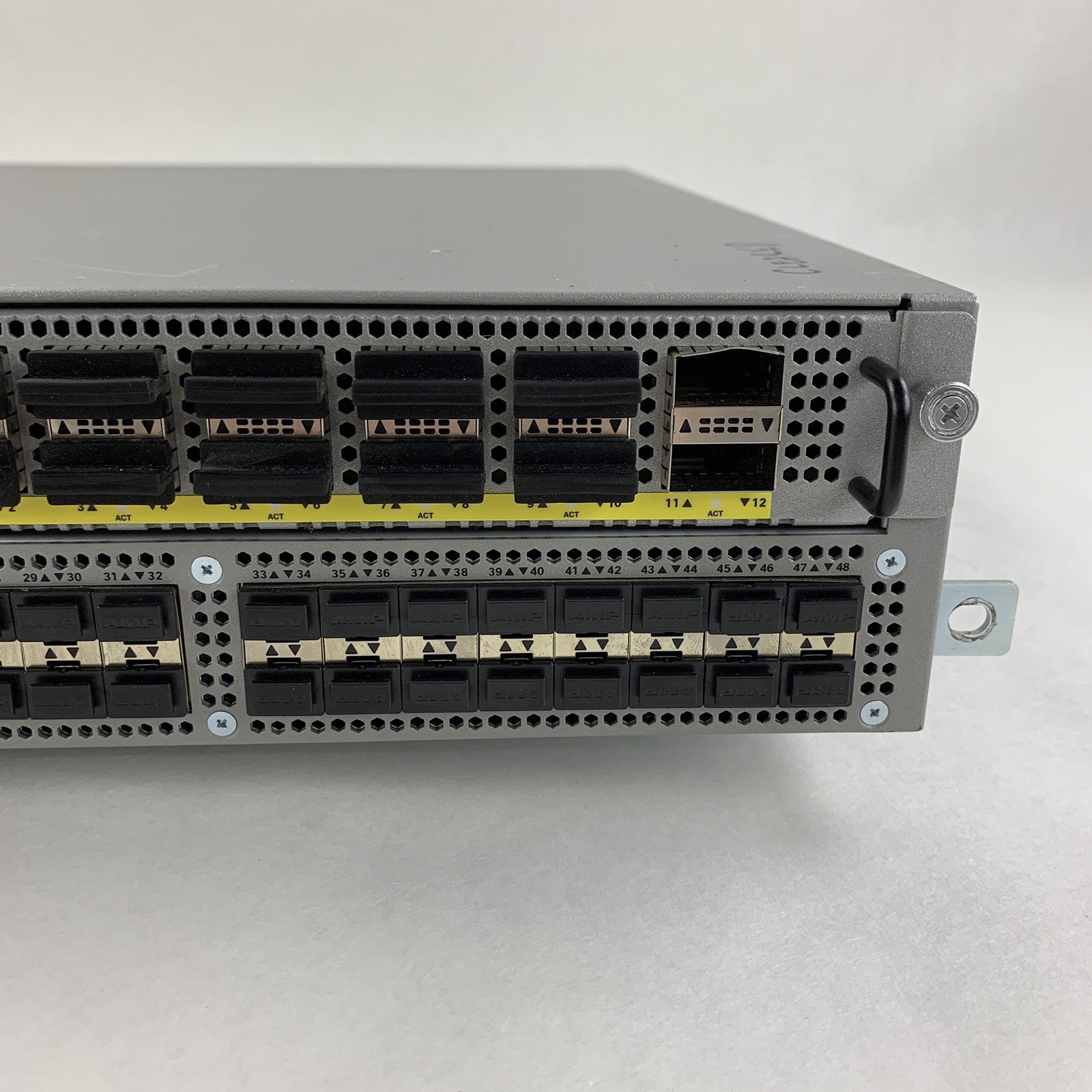 Cisco Nexus  N9K-C9396PX 48 Port 10 Gigabit SFP+ Switch 1x N9K-M12PQ Tested