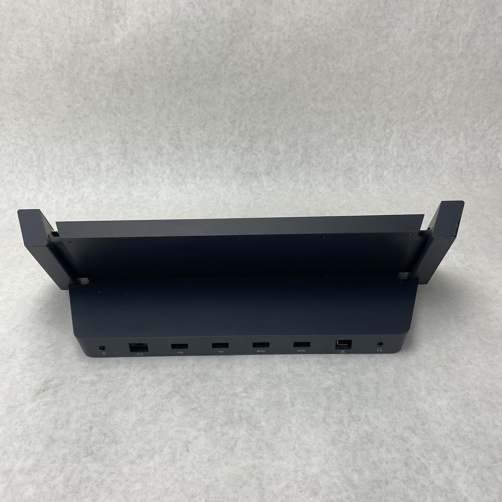 Microsoft 1664 Surface Docking Station Lot of 4 Untested4