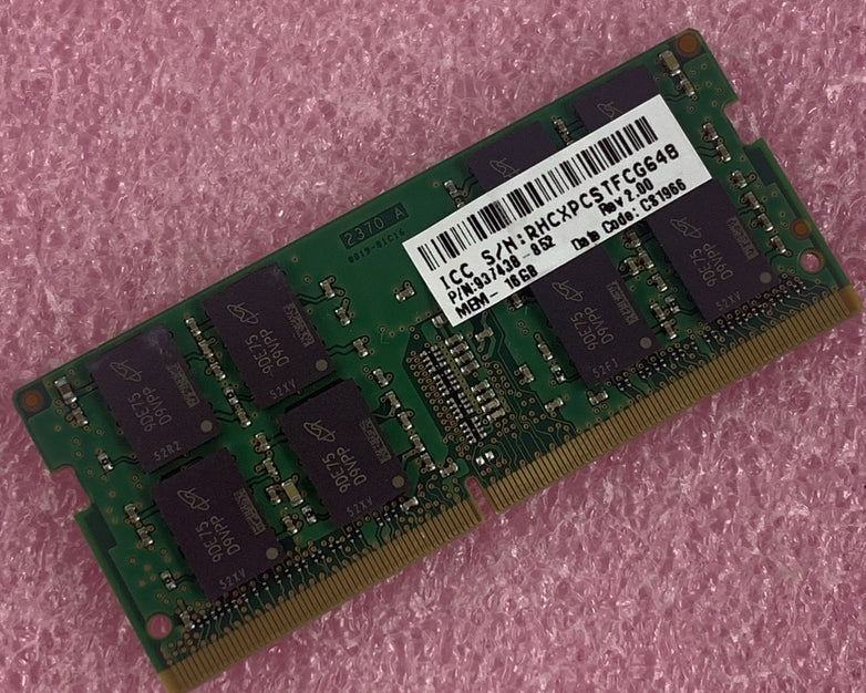Micron MTA16ATF2G64HZ-2G6E1 16 GB DDR4-2666 PC4-21300 260-Pin Laptop Memory RAM