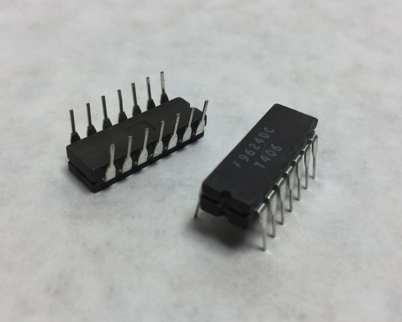NOS  Fairchild F9624DC Integrated Circuits  Lot of 10