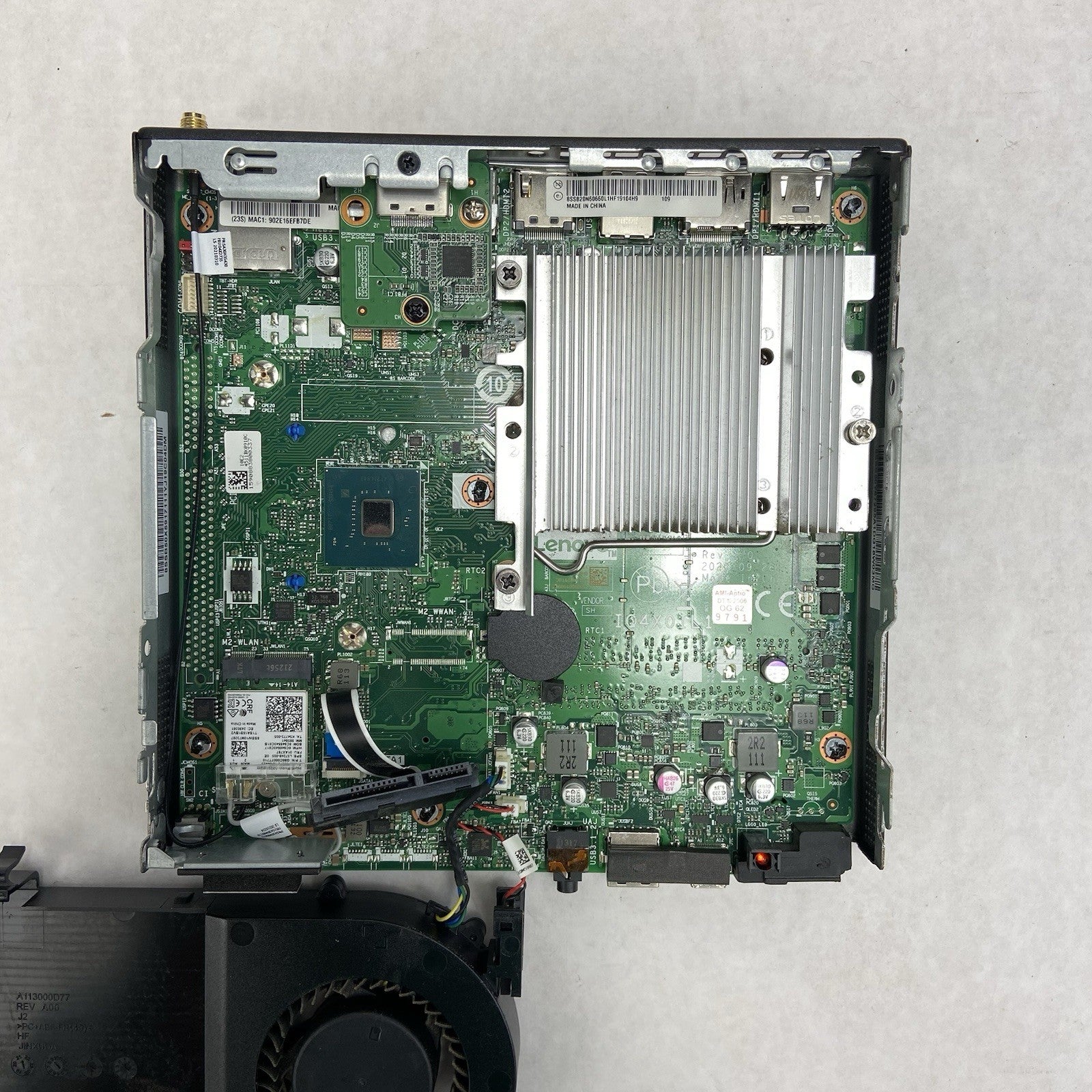Lenovo ThinkCentre M70Q Micro Intel Core i3-10100T 3GHz 8GB RAM No HDDOSAC10