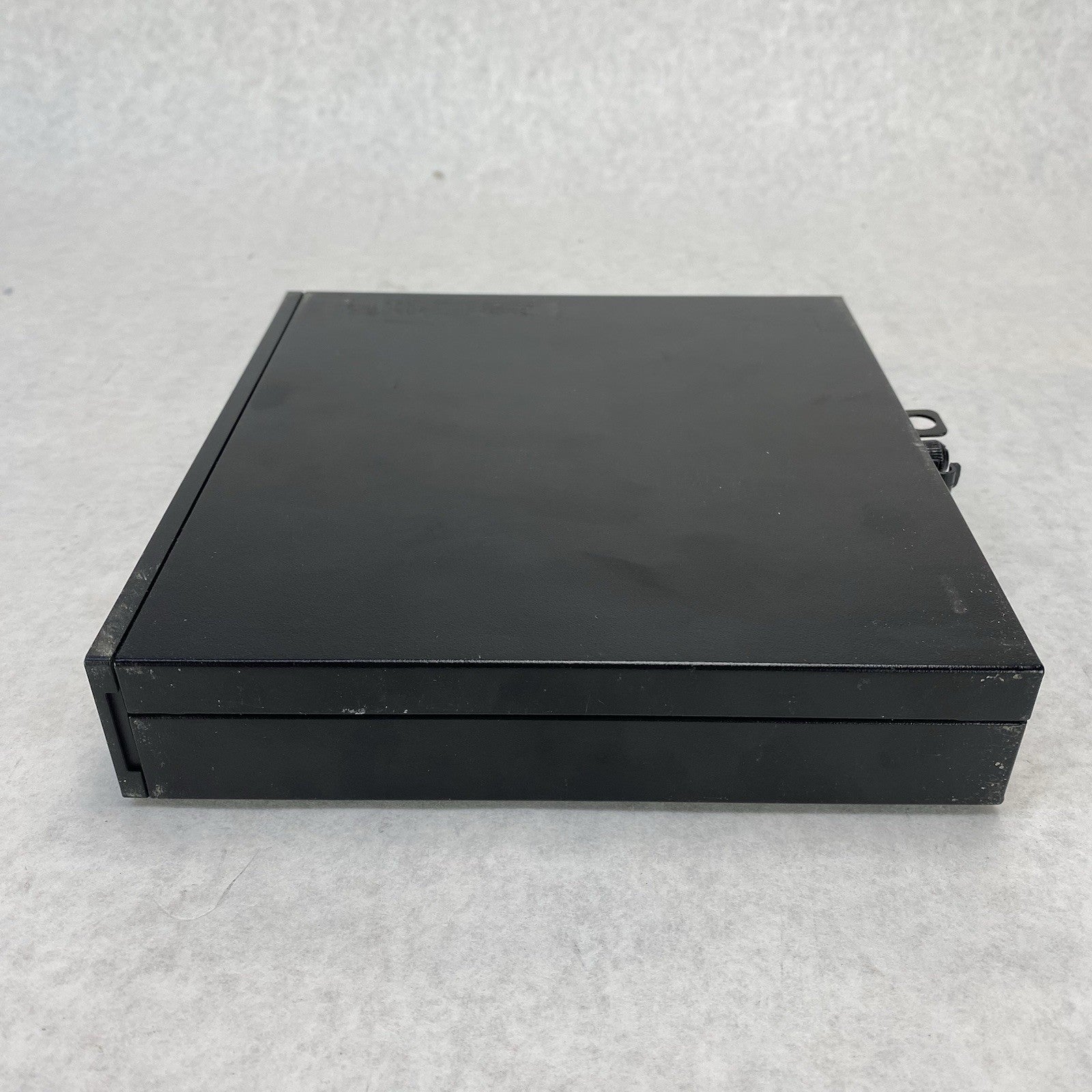 Dell OptiPlex 7050 Intel Core i7-6700 3.4GHz 8GB RAM No HDD/OS/PSU/CPU Fan