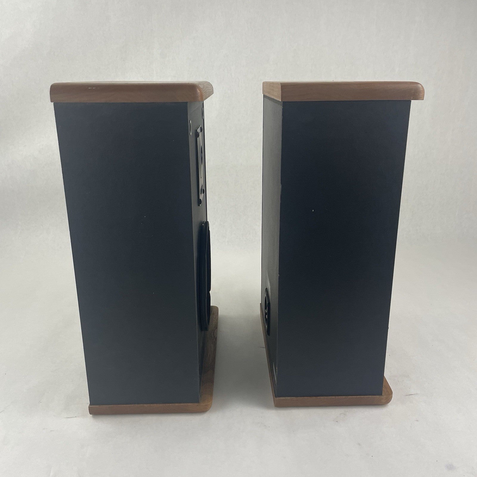 Baby Advent II Bookshelf Speakers Tested Pyle Woofers9