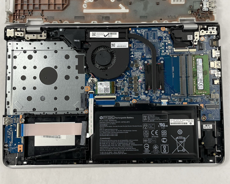 HP Pavilion 15-3168NGW 15.6" i5-8250U 1.60 GHz 8 GB RAM No SSD/OS/AC