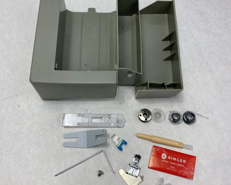 Singer 4452 Heavy Duty Sewing Machine With Pedal - For Parts or Repair