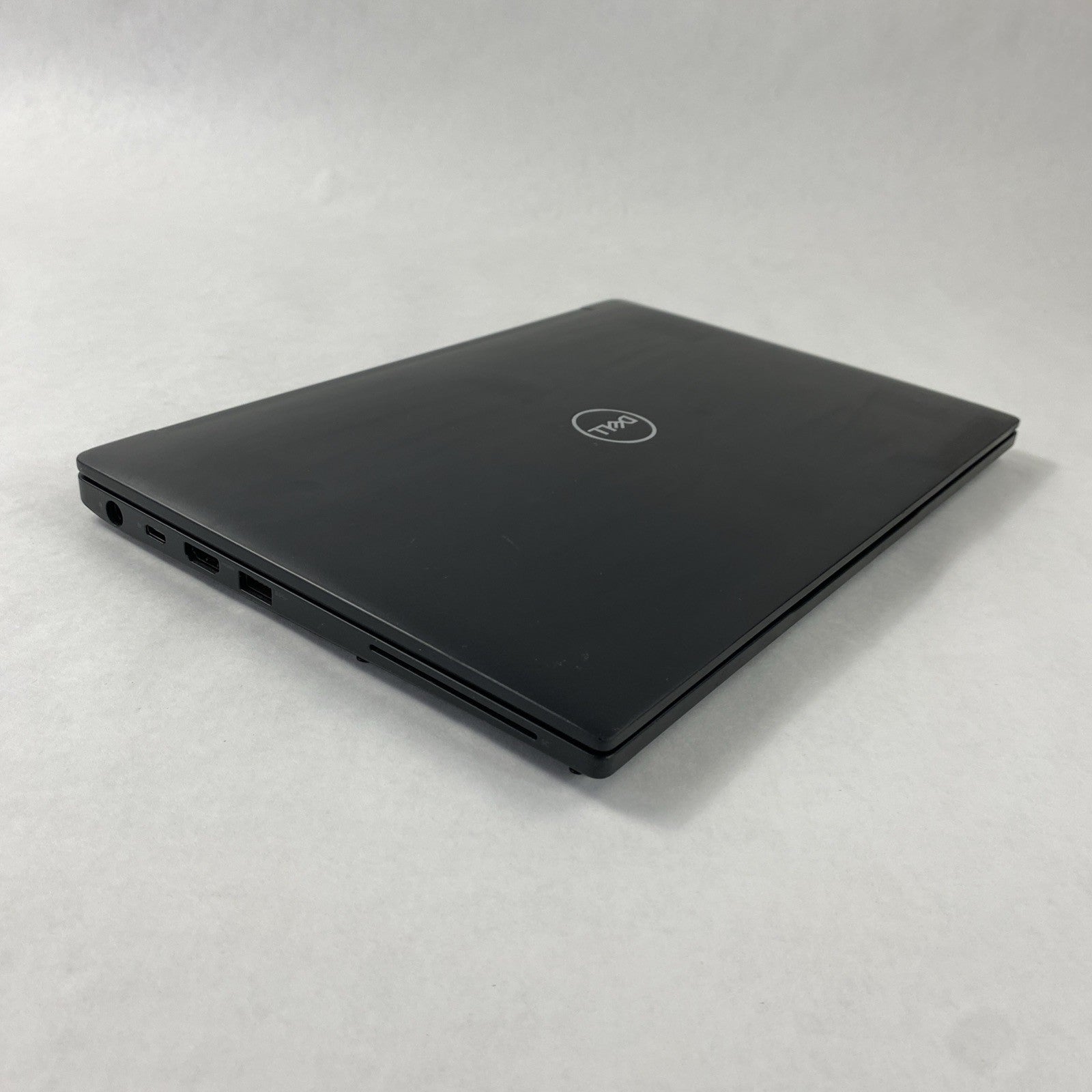 Dell Latitude 7390 2 in 1 i5-8350U 1.70 GHz 8 GB RAM 13.3" No HDD No OS