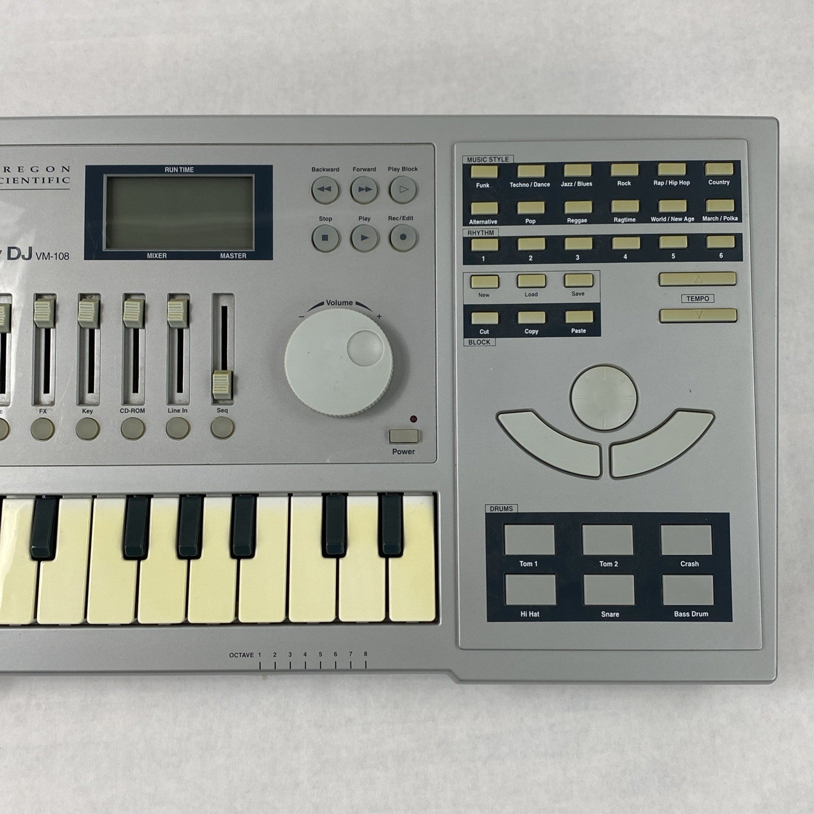 Oregon Scientific Wav DJ VM-108 Musical Sound Generator Synthesizer