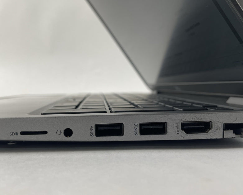 Dell Latitude 5520 15.6" i5-1135G7 2.40 GHz 16 GB RAM No SSD/OS/AC - Worn