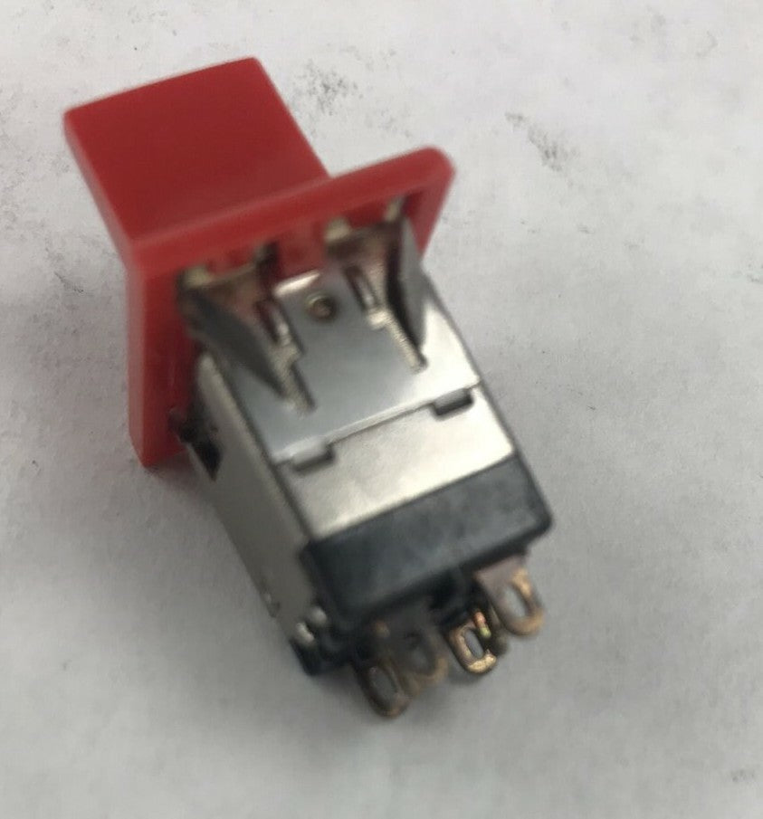 Lot of 10 Cutler Hammer DPDT Switch 6A/125VAC NKK