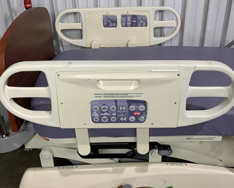 Stryker LD304 Birthing Bed Powers and Lifts Torso Hydraulic Stuck