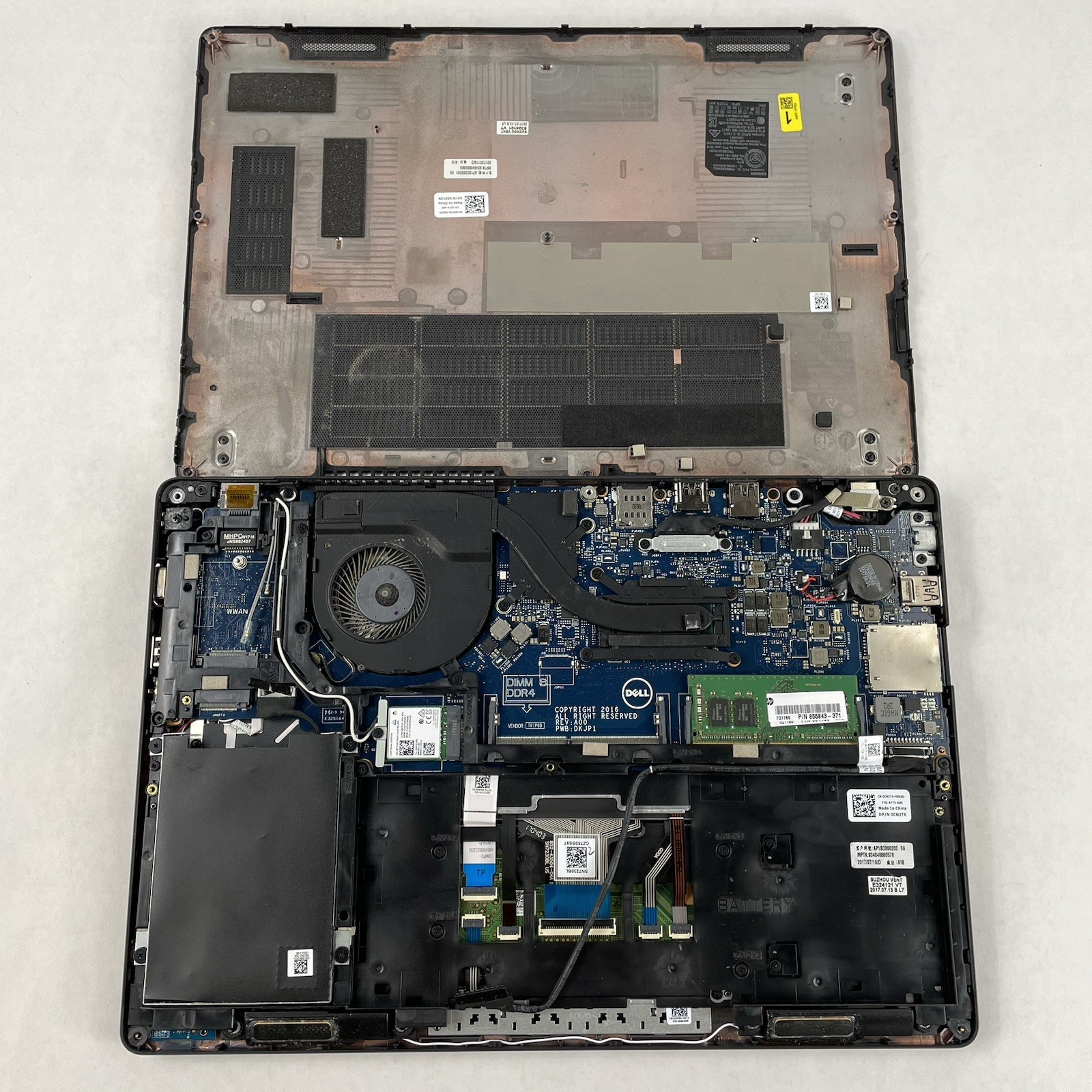 Dell Latitude 5480 14" i7-7600U 2.80 GHz 8 GB RAM No SSD/OS/AC/Batt18