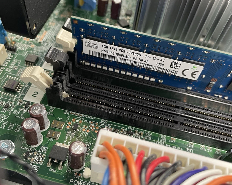 Dell Optiplex 7010 MT i5-3470 3.20 GHz 4 GB Nvidia Quadro K2000D No HDD No OS