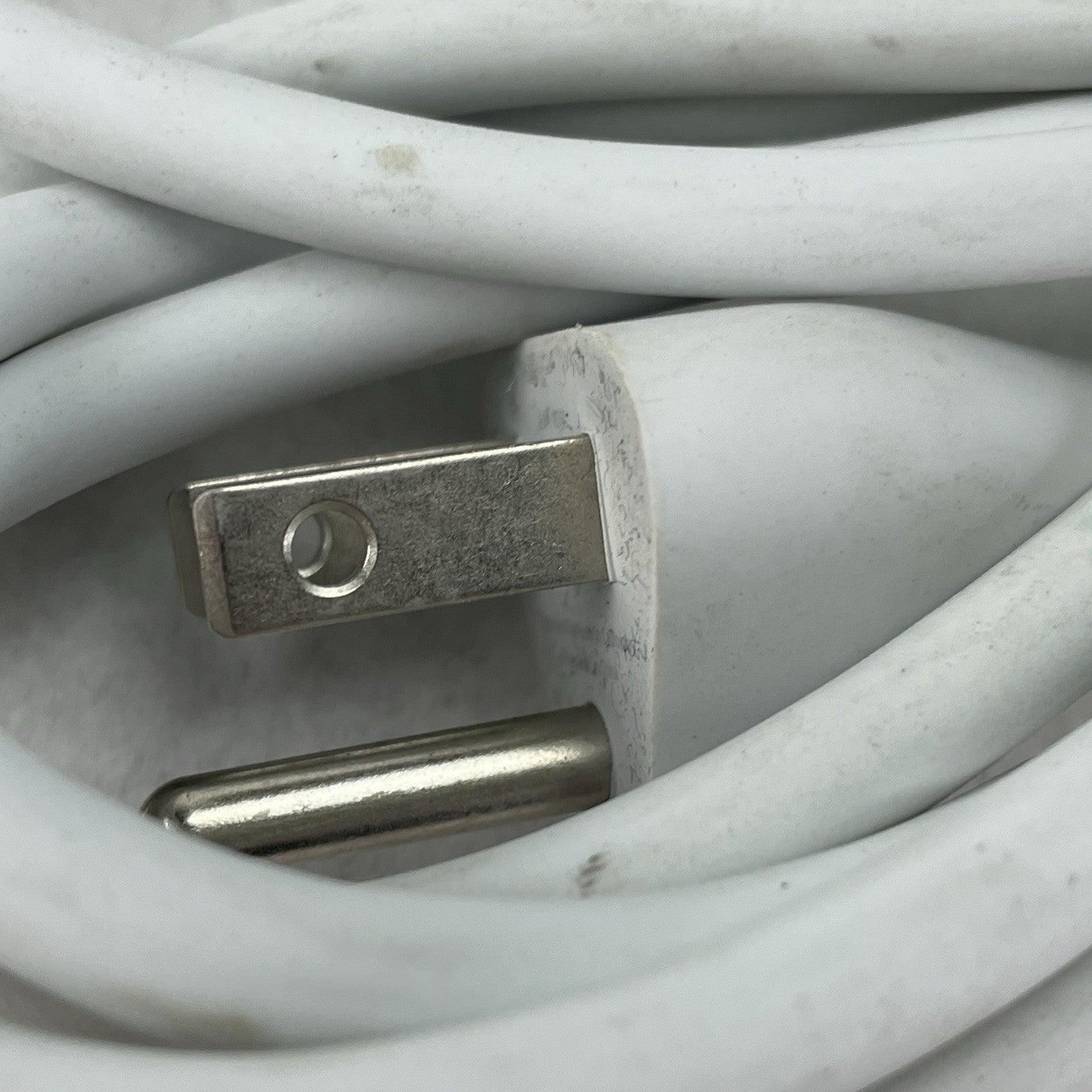 Apple A1424 OEM 85W MagSafe 2 Adapter Charger2