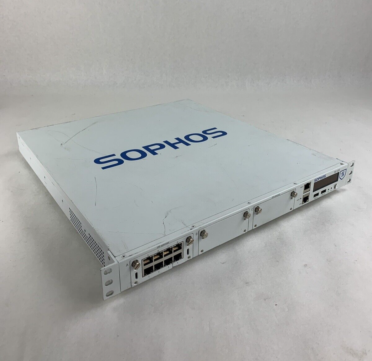 Sophos SG 430 Firewall Security Appliance W/8 GbE Port Module No HDD No OS