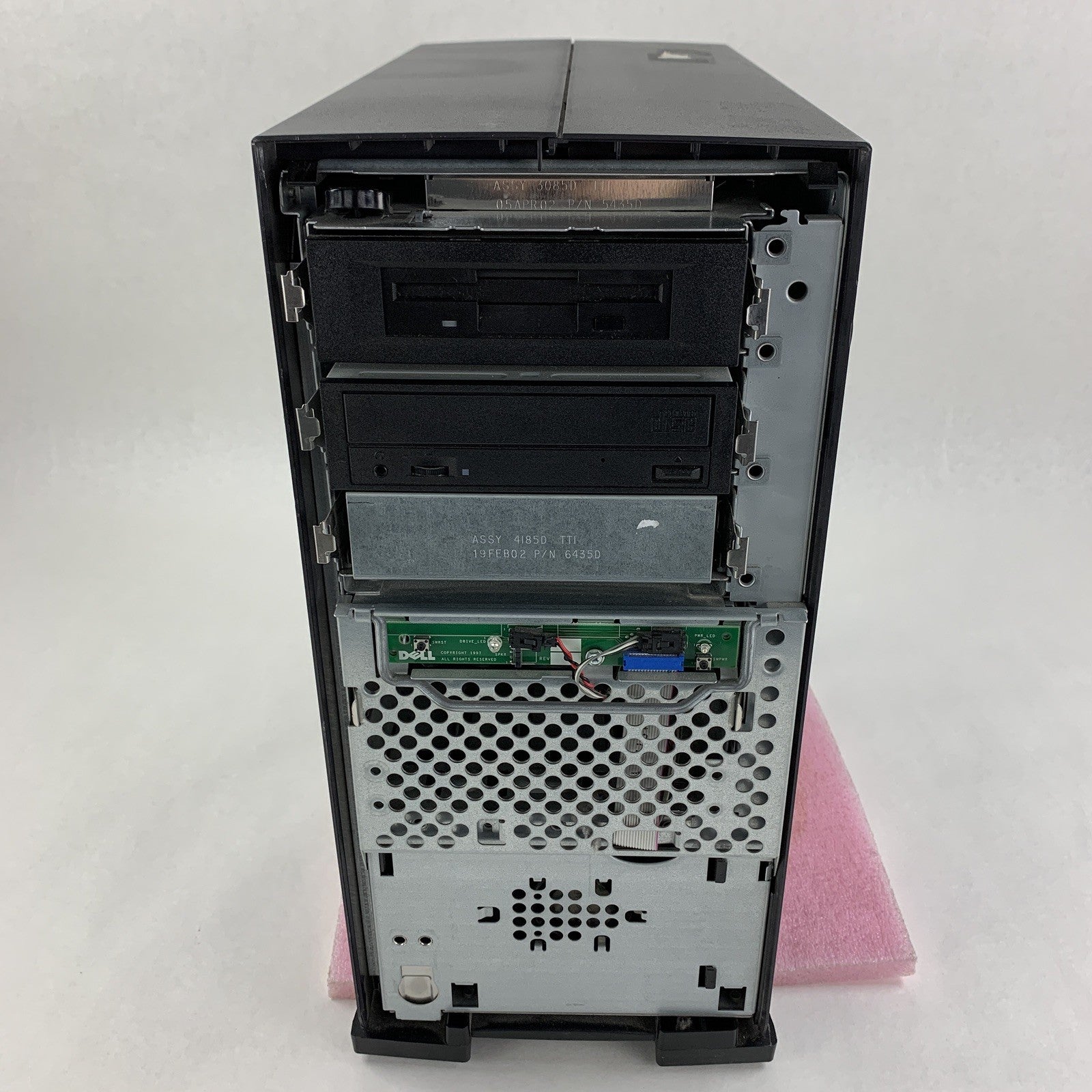 Dell Poweredge 1400 Intel Pentium iii 1.13 GHz 16 GB Ram No OS No HDD No Front